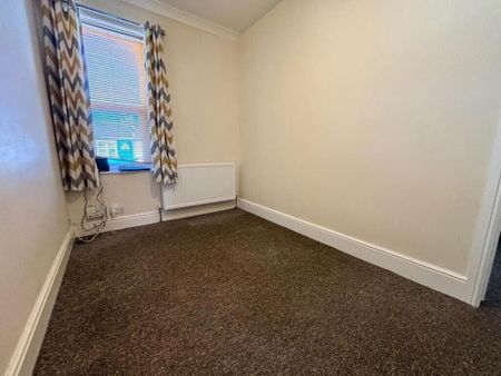 Gloucester Road, Bishopston - Photo 4