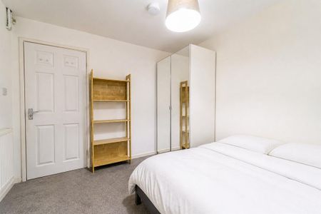 5 bedroom house to rent - Photo 3