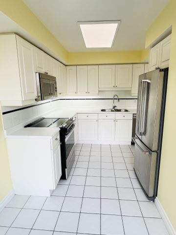 For Lease - 1 Palace Pier Court Unit# 304, Toronto, Ontario - Photo 4