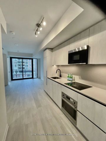 35 Parliament Street #303 - Photo 5