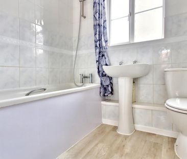 Sampson Drive, SUDBURY - Photo 6