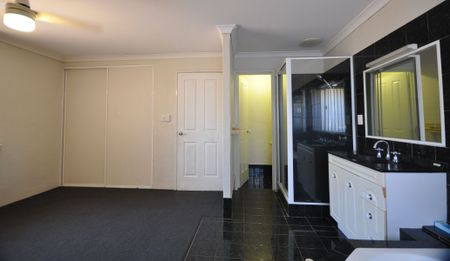 AFFORDABLE 4x2 - Great Family Home - Photo 5