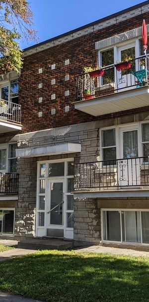 Montréal – Ahuntsic – Appartement 3 1/2 à louer sur la promenade Fleury - Photo 1