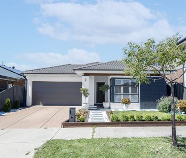 Near New 4 Bedroom Home in Prime Craigieburn Location - Photo 2