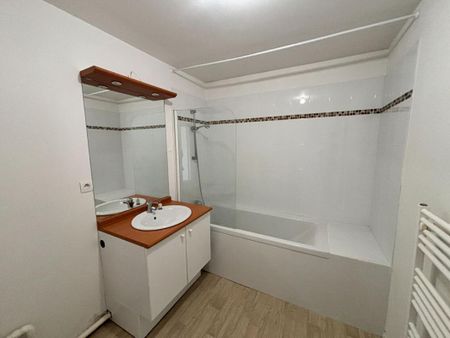 Location Appartement 3 pièces 60m² TREGUEUX 22950 - Photo 2