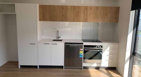 3 bedroom architecturally designed terraced house - Photo 5