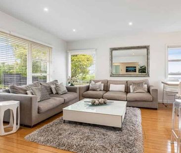 Spacious 4 Bedroom Family Home in Hauraki - Photo 1