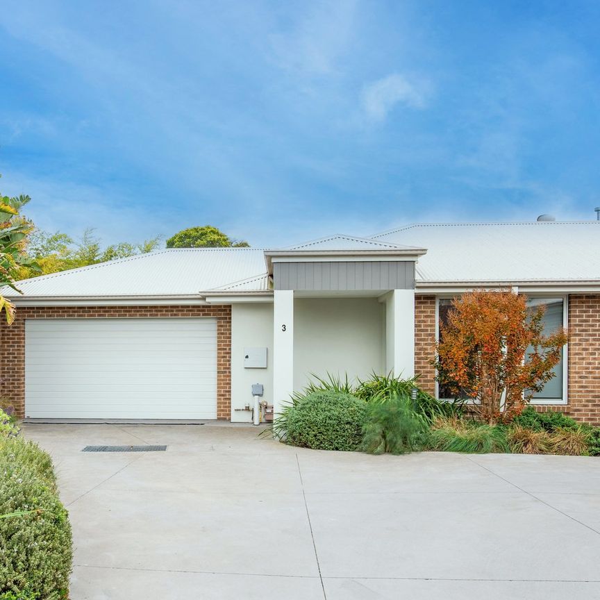 Modern Beachside Townhouse in a FHS Zone - Photo 1