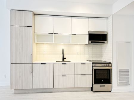 For Lease - 35 Rolling Mills Road Unit# N372, Toronto, Ontario - Photo 4