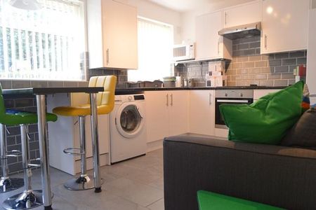 3 bedroom townhouse to rent - Photo 5