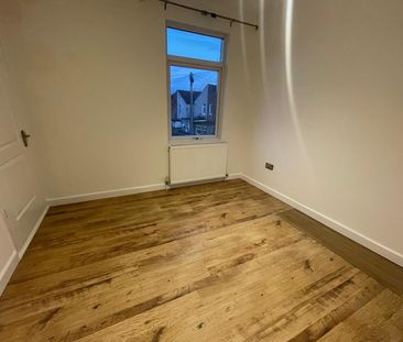 Wells Street, Swindon - Photo 3