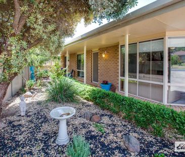 Welcome to 3 Kingsbury Court, Wodonga – a charming and well-maintai... - Photo 4