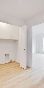 Grand 4.5 de 1343 pi.2 disponible 1er juillet - Photo 4