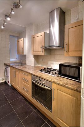 4 bedroom apartment to rent - Photo 1