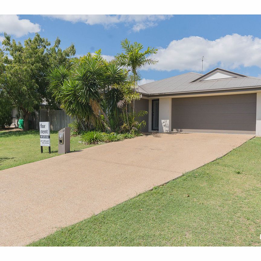 27 Florida Crescent, Parkhurst - Photo 1