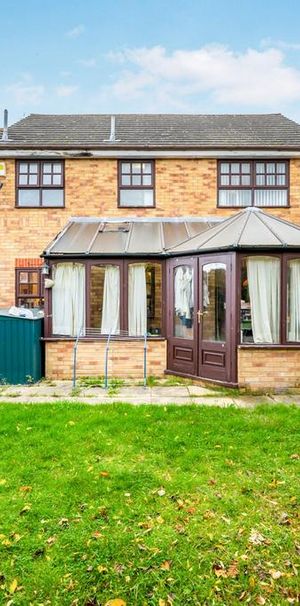 4 bedroom house to rent - Photo 2