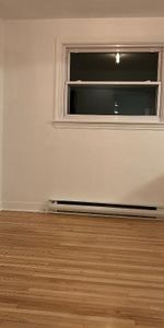 4 1/2 entièrement repeint - 2 chambres - Maizerets - 1200 $/mois - Photo 4