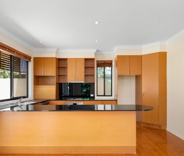 Spacious & Private Family Home in Prime Kelvin Grove Location - Photo 2