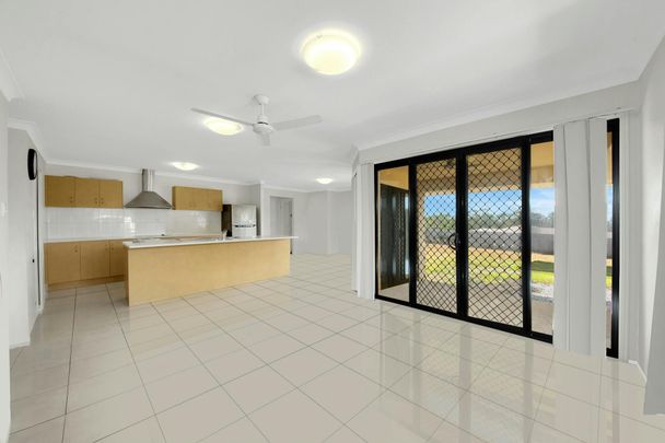 MODERN 4 BEDROOM FAMILY HOME IN THE PEACEFUL SUBURB OF LITTLE CREEK - Photo 1