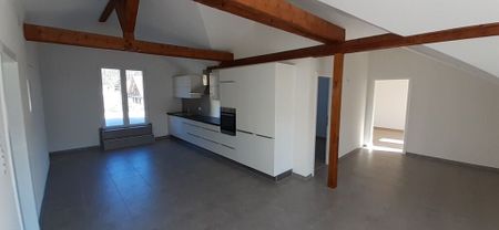 A spacious rooftop terrace facing the setting sun - Foto 4