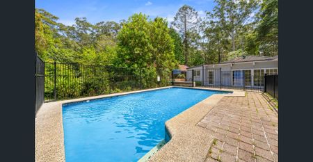 Lifestyle and Convenience, 3 bedroom + office/Study room - Walk to Station & shopping centre - Photo 4