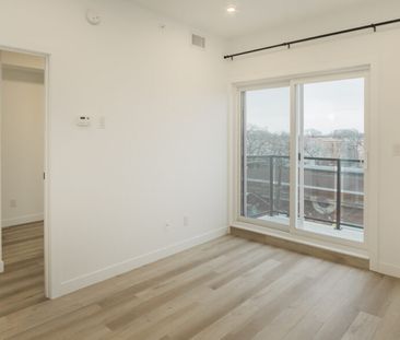 Kingston: Black Accents – 710 Westminster, Winnipeg, MB - Photo 4