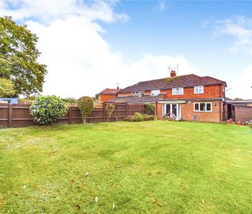 3 bedroom semi-detached house to rent - Photo 5