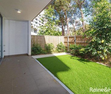 Two Bedroom Townhouse + Study + Courtyard - Photo 6