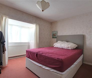 3 bedroom bungalow to rent - Photo 1