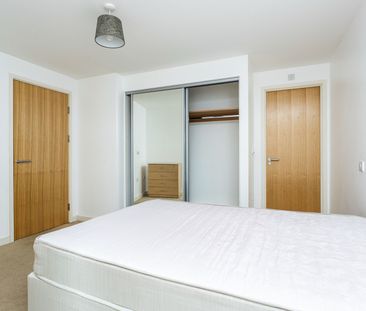 2 bedroom apartment to rent The Crescent, Gunwharf Quays, Portsmout... - Photo 5