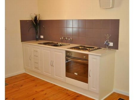 3 Wickstein Close, Port Augusta West - Photo 4