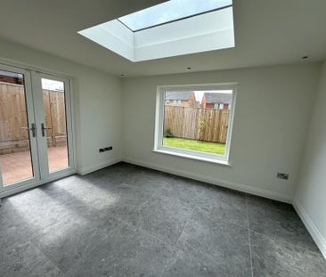 3 Bedroom Detached To Let - Photo 1