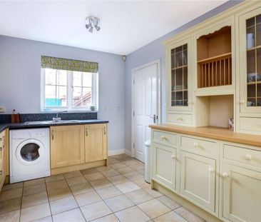 Delightful two bed/two bath ground floor apartment with allocated p... - Photo 6