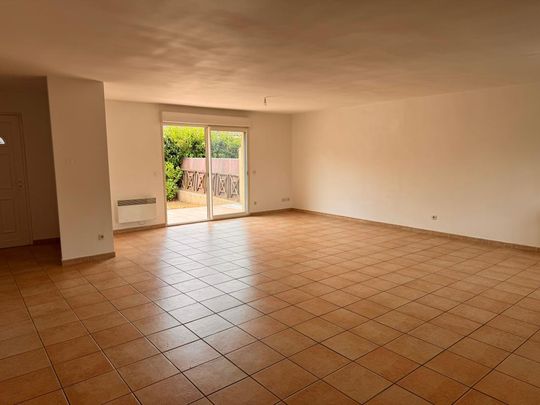 Location Maison 4 pièces 100m² ROBIAC ROCHESSADOULE 30160 - Photo 1