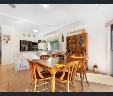 Spacious Family Living in the Heart of Prestigious Benowa Waters - Photo 6