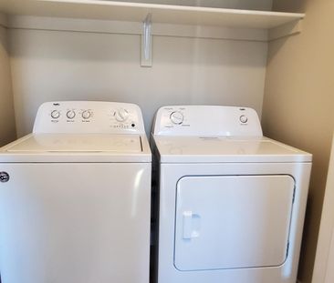 Duplex in Blackfalds with GARAGE and PET FRIENDLY! - Photo 4