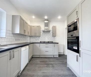 Swakeleys Road, Ickenham, UB10 - Photo 5