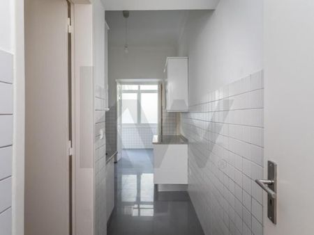 Apartamento T5 em Lisboa - Photo 3