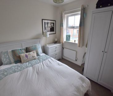 3 Bedroom Terraced To Let - Photo 5