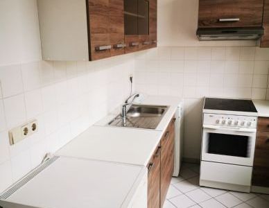 ***freundliche 1 Raum-Wohnung in ruhiger Lage mit Einbauküche*** - Photo 1