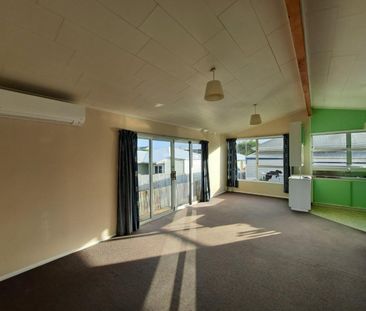Two Bedroom Unit in Moturoa - Photo 3