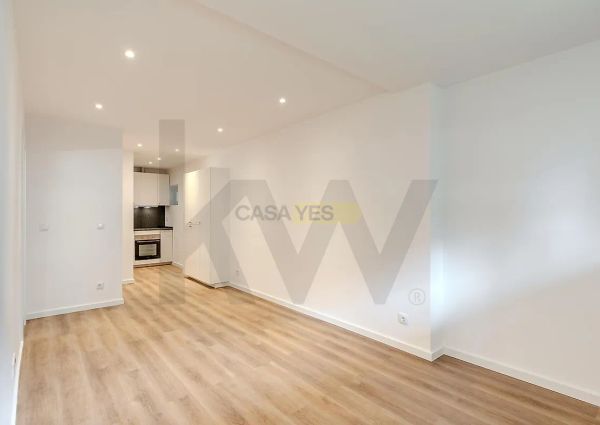 Apartment T1 in Alvalade, Lisboa