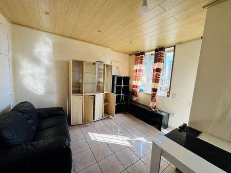Mark House, Sweardstone Street, London, E2 - Photo 2