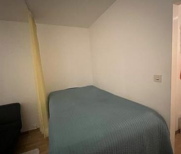 Årsta - 1rok - tillsv - 11.500kr/mån - Photo 5