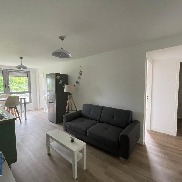 Location Appartement 1 pièce 9m² CHANGE 53810 - Photo 1