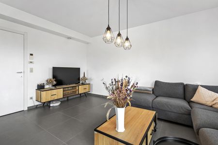 Tweeslaapkamer appartement met ruim terras in centrum Lokeren - Foto 3