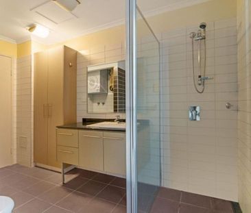 3/30 Cavenagh Street, Darwin City - Photo 5