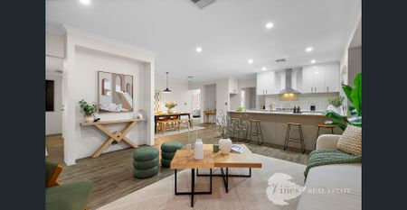 A Grand Family Retreat with Room for Every Adventure!! - Photo 4