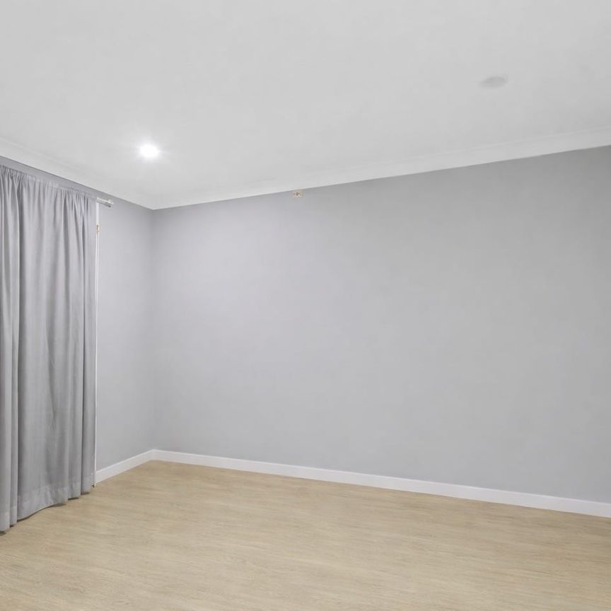 MODERN HOME IN QUIET LOCATION! - Photo 1