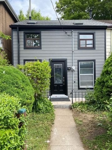 For Lease - 396 Macnab Street, Hamilton, Ontario - Photo 2